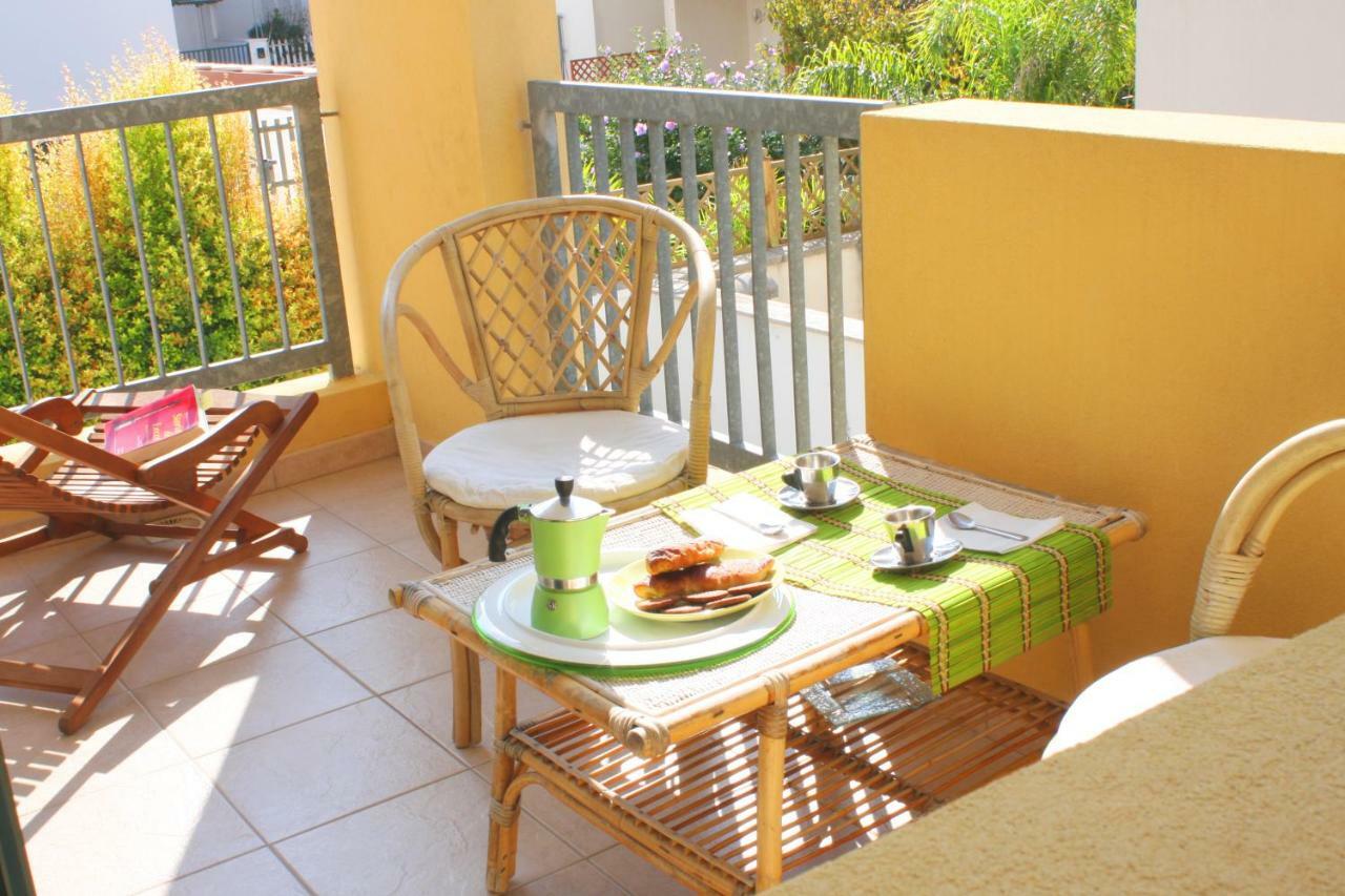 Con Piscina E Garage A 300 M Da Spiaggia E Centro ตอร์เรเดลลอร์โซ ภายนอก รูปภาพ